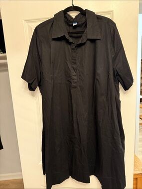 Old Navy Black Short-Sleeve collared dress